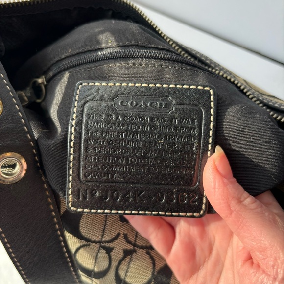 y2k Vintage Coach Black Signature Canvas and Leather Crossbody Bag - Picture 3 of 10